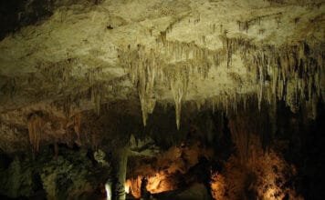 Carlsbadské jeskyně
