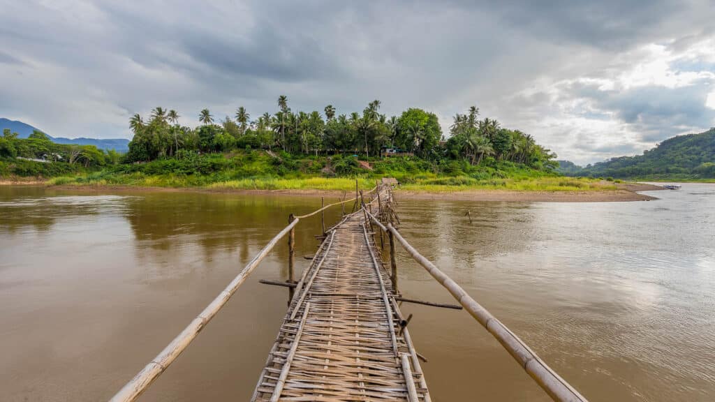 Bambusové mosty Luang Prabang