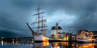 Teploty v severní Evropě přitahují turisty i nové obyvatele. Švédsko je čím dál populárnější destinací Švédsko