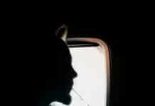 Opilí pasažéři stále narušují lety, řešení chybí Opilí pasažéři